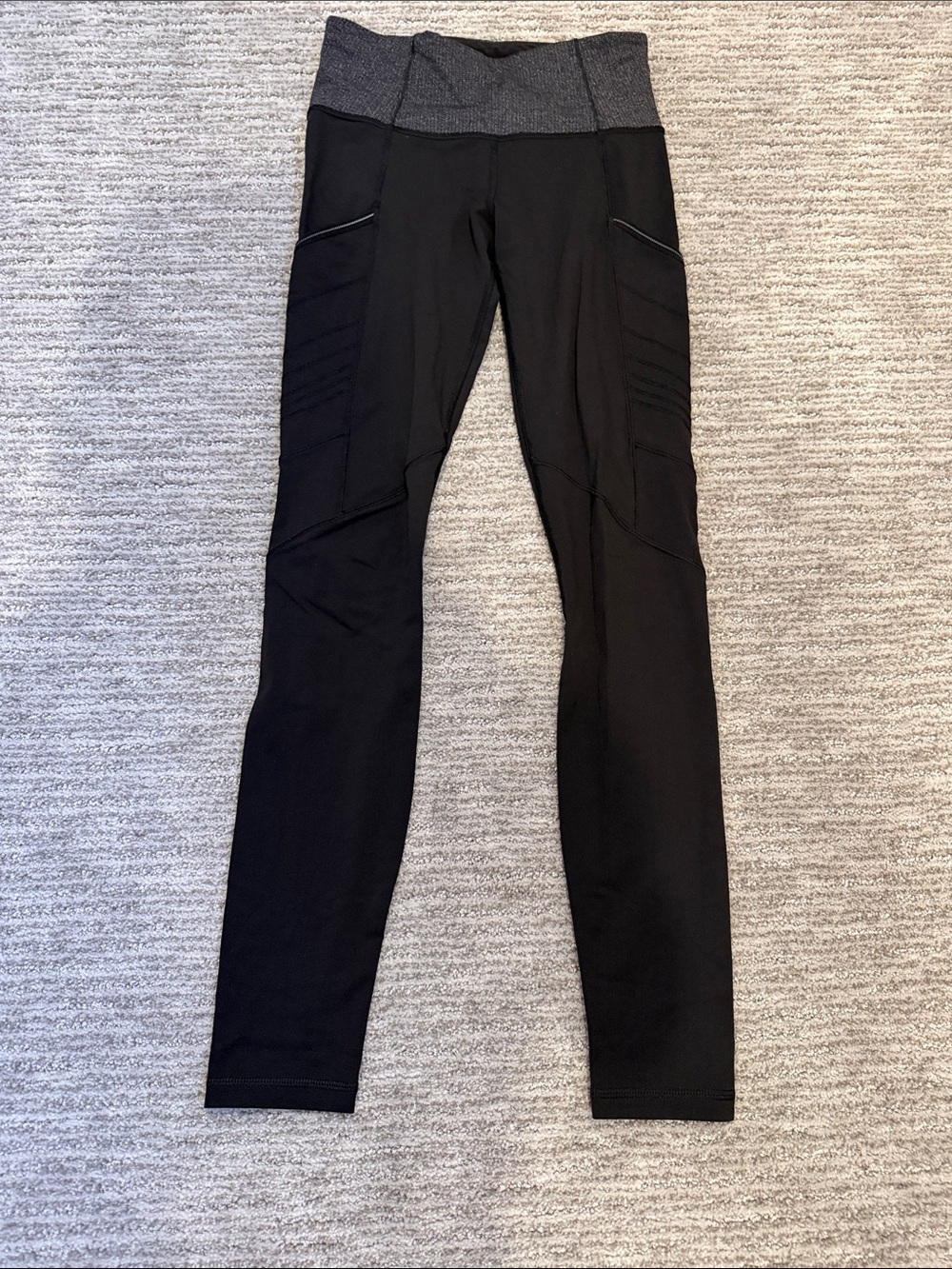 Lululemon leggings with pockets